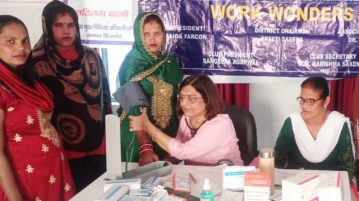 महिला स्वास्थ्य परीक्षण शिविर का हुआ आयोजन
